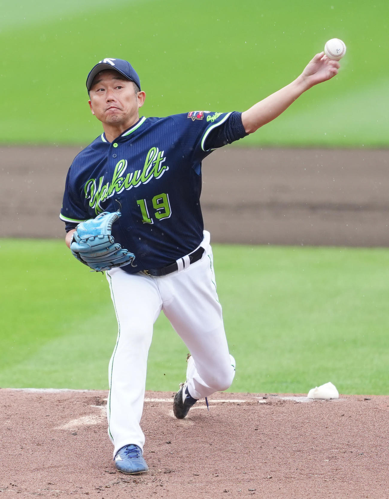 楽天対ヤクルト　ヤクルト先発の石川（撮影・江口和貴）