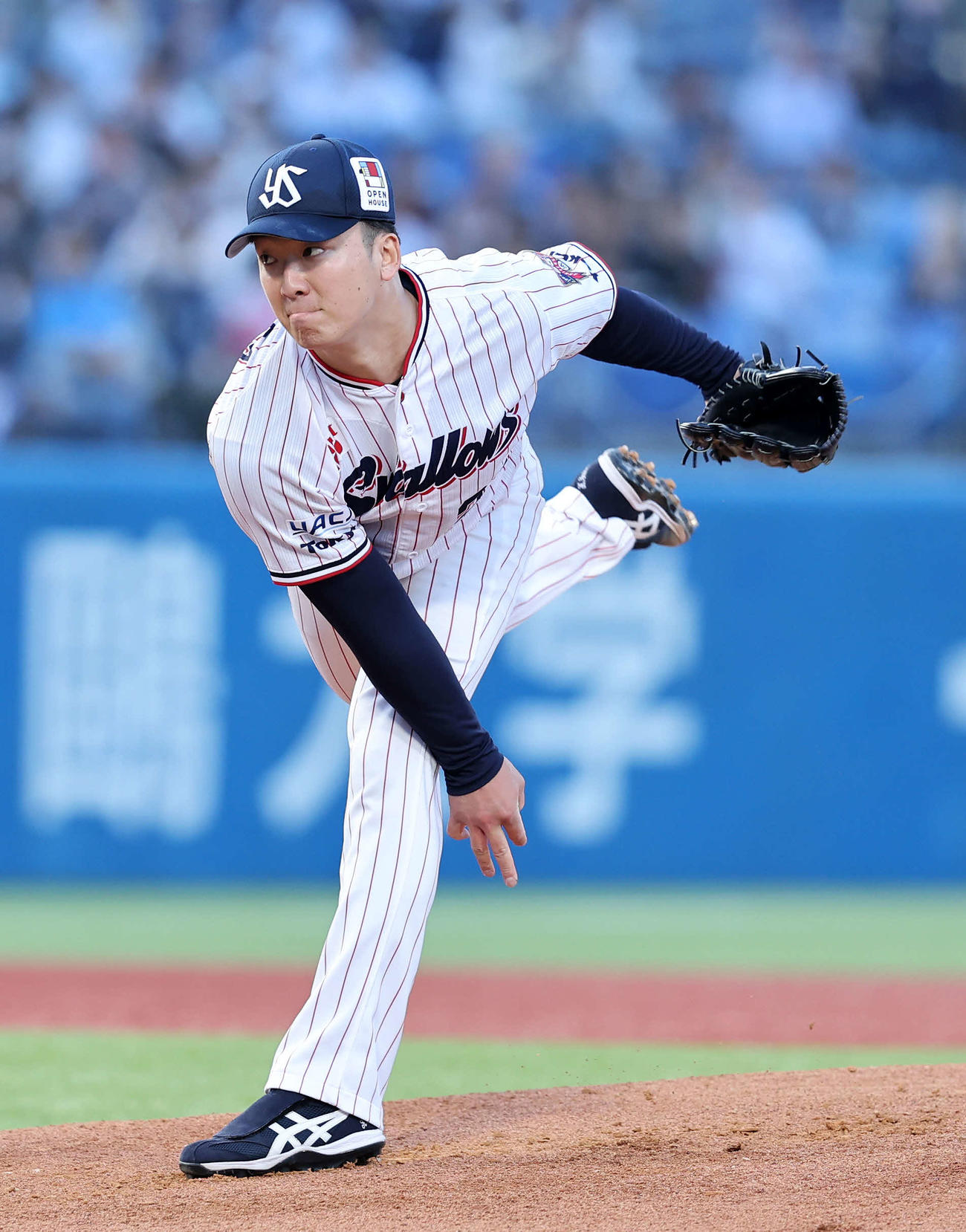 ヤクルト対西武　力投するヤクルト先発の吉村（撮影・鈴木正人）