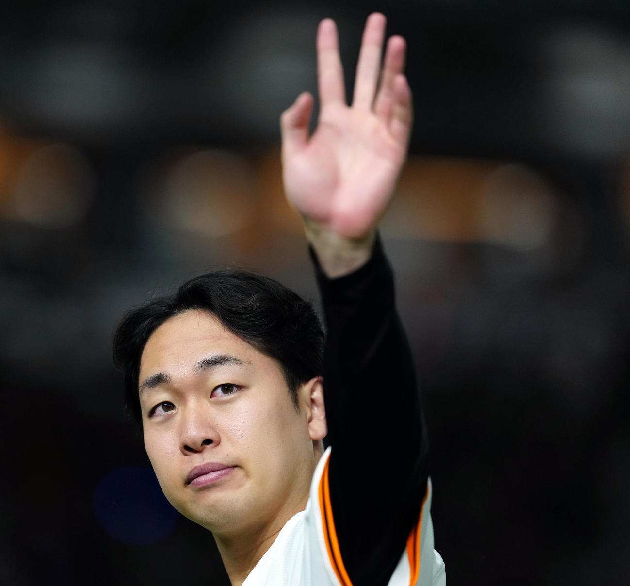 巨人対ロッテ　今季5勝目を挙げた巨人山崎伊（撮影・たえ見朱実）