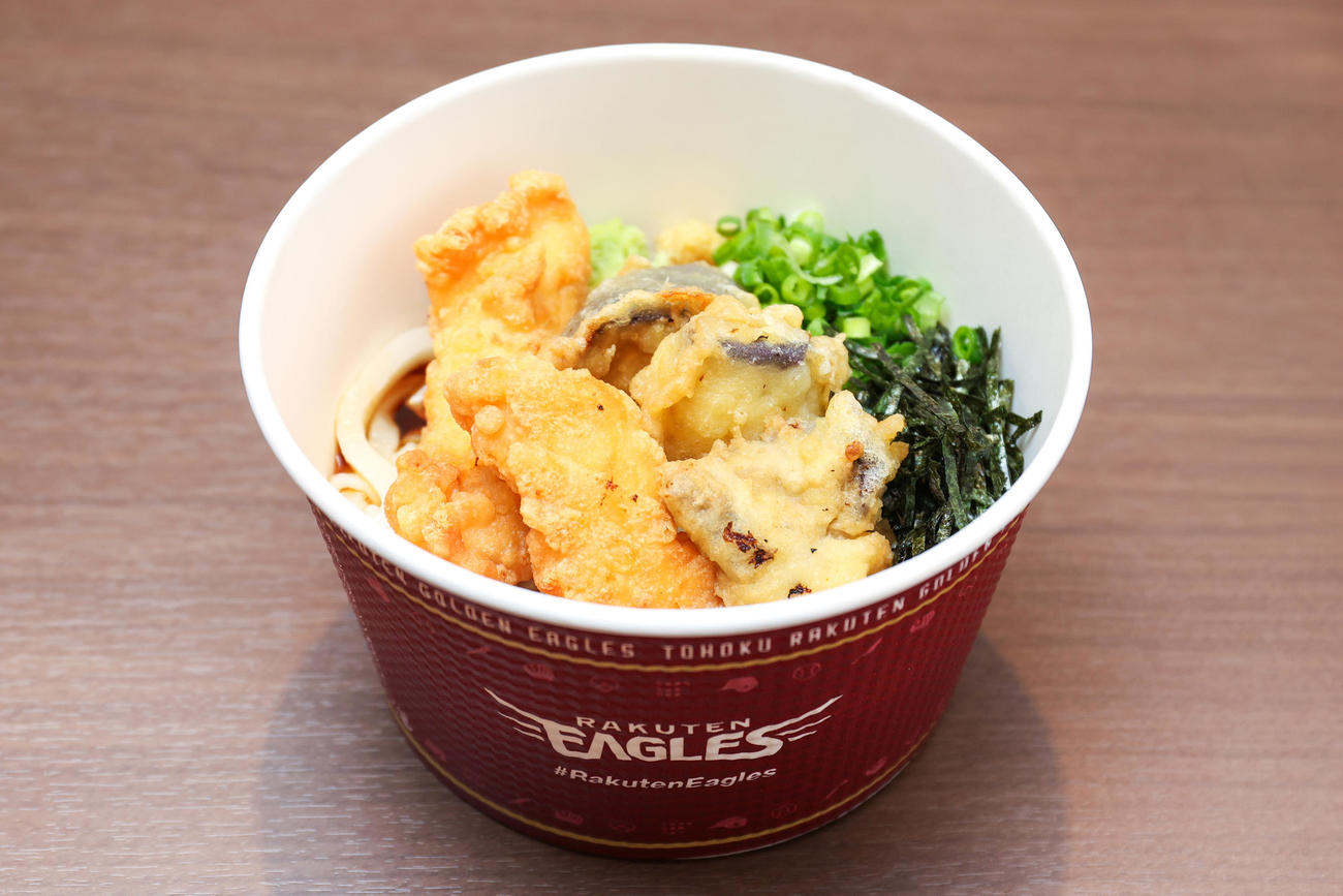 おごちゃんを育てたうどん（楽天野球団提供）