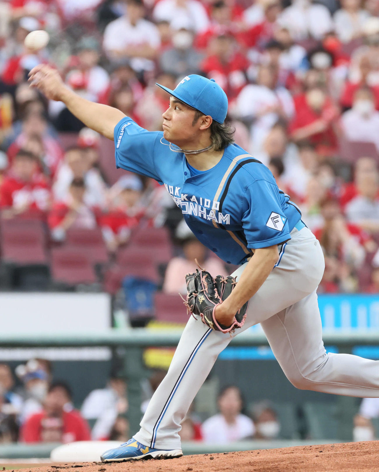 広島対日本ハム　日本ハム先発の伊藤（撮影・加藤孝規）