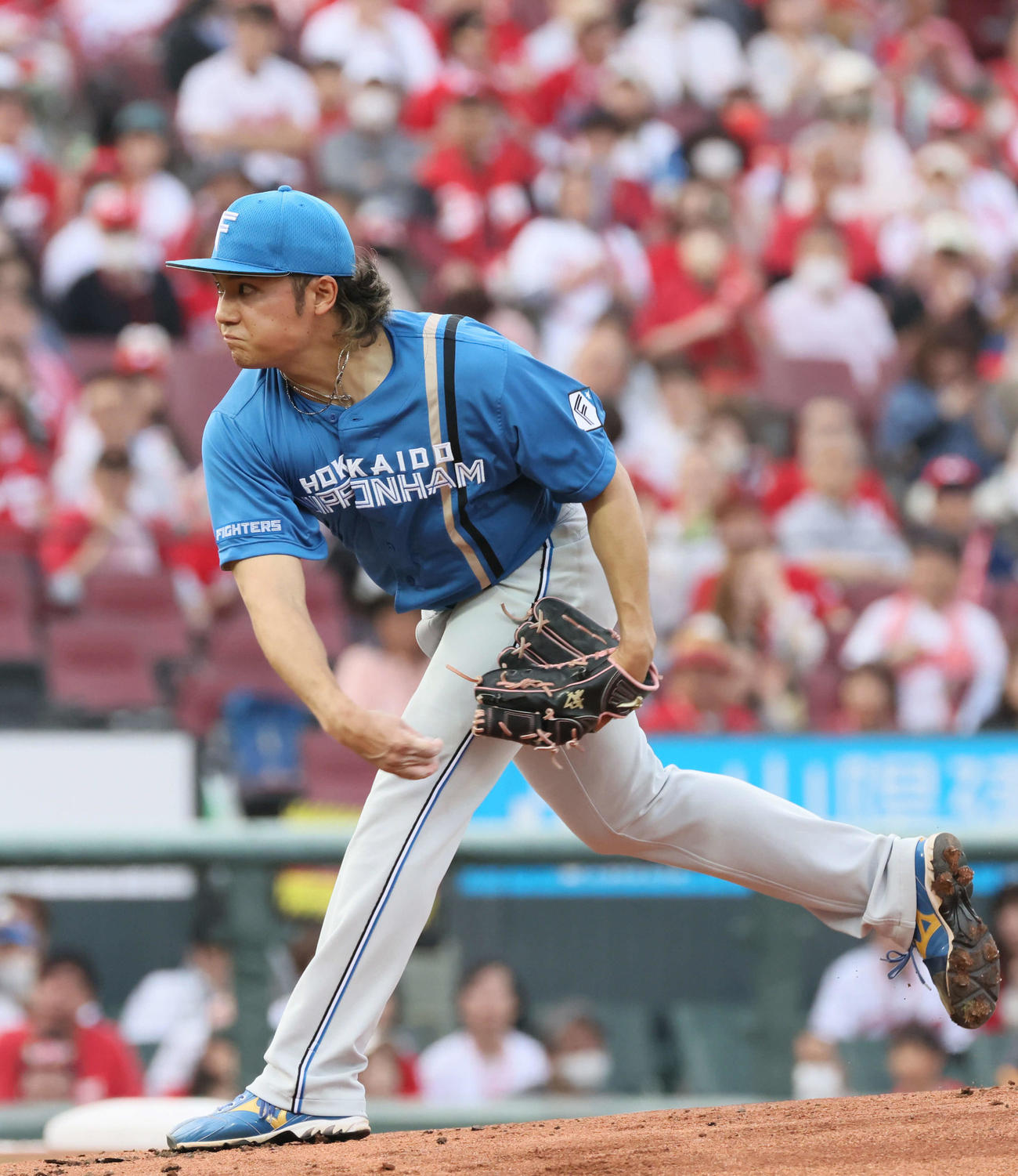 広島対日本ハム　日本ハム先発の伊藤（撮影・加藤孝規）