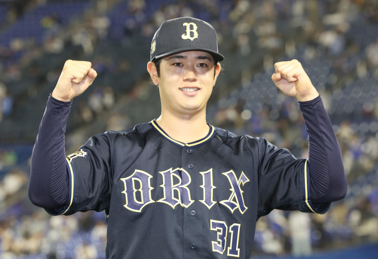 DeNA対オリックス　決勝弾のオリックス太田はガッツポーズ（撮影・宮地輝）
