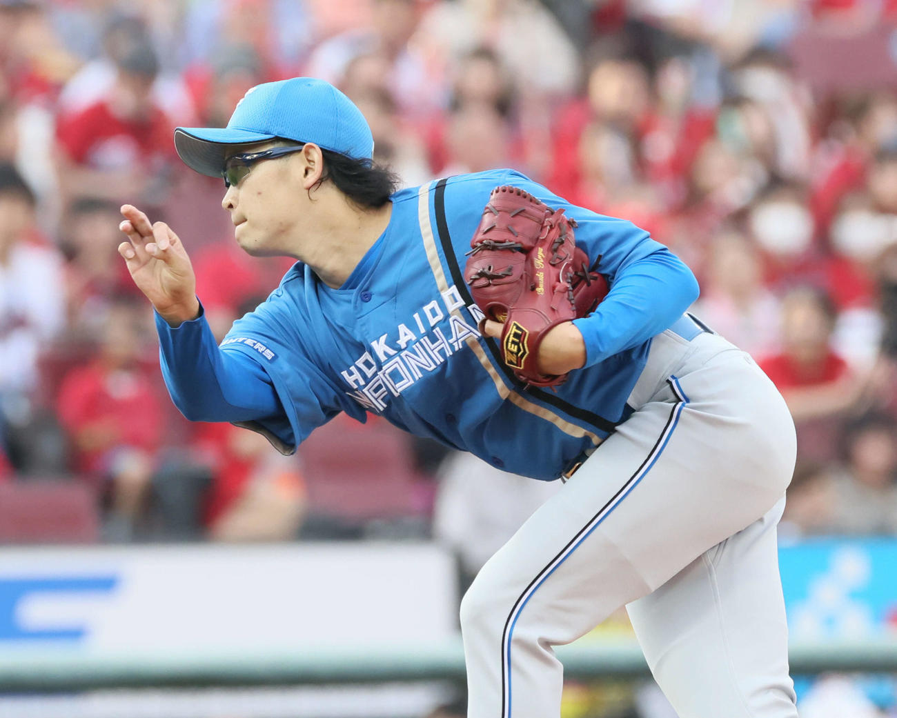 広島対日本ハム　日本ハム先発の鈴木（撮影・加藤孝規）