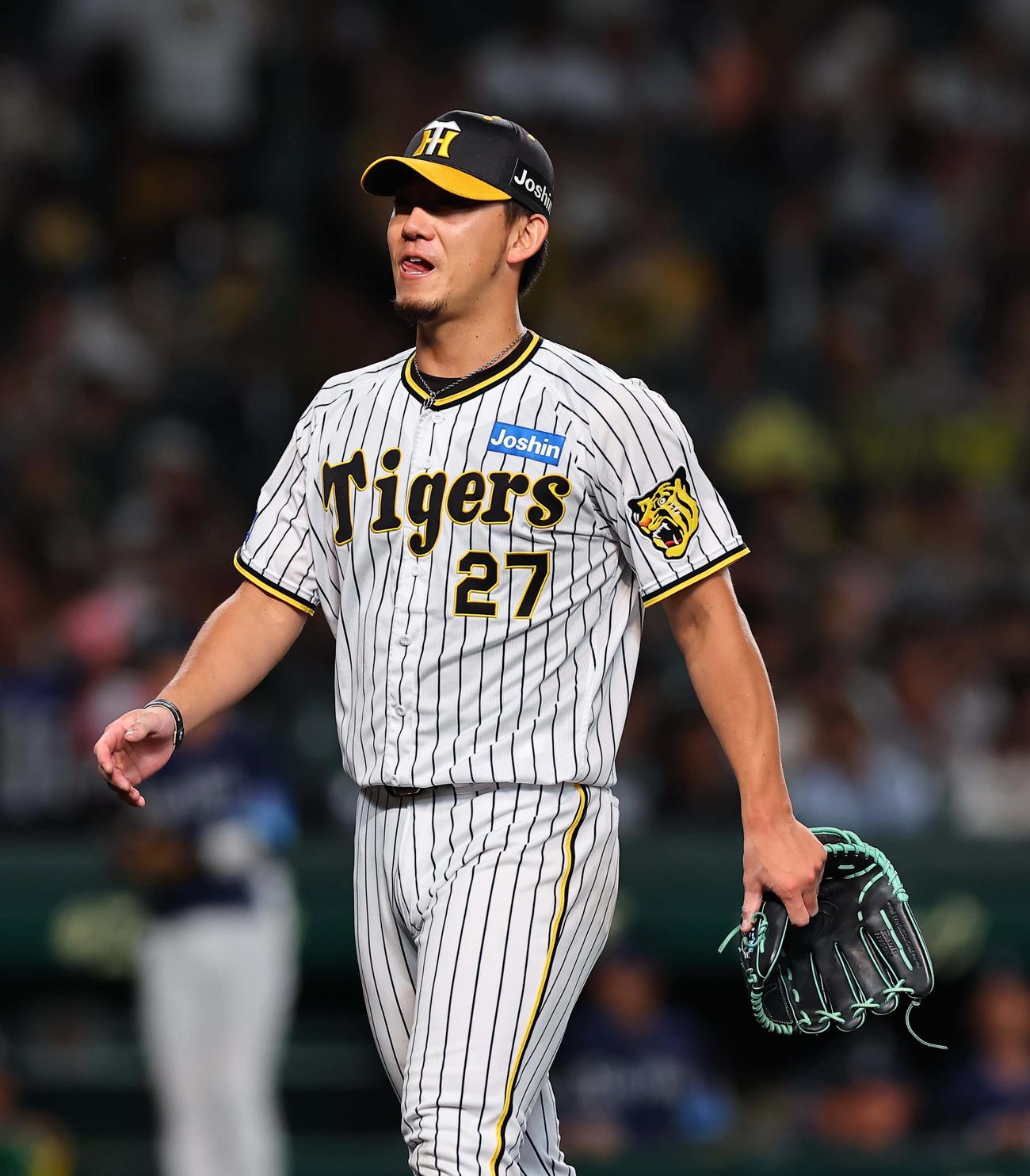 阪神対西武　7回1失点で降板する伊藤将（撮影・上田博志）