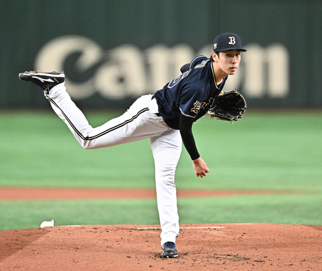 巨人戦でプロ初勝利を挙げたオリックス先発の斎藤（撮影・滝沢徹郎）