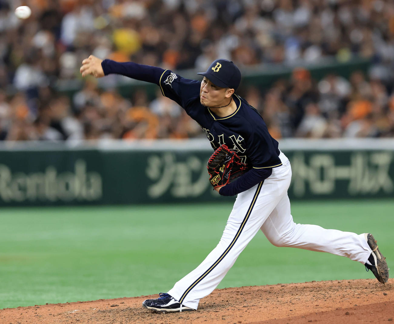 巨人対オリックス　7回裏巨人2死満塁の場面で登板した古田島（撮影・浅見桂子）
