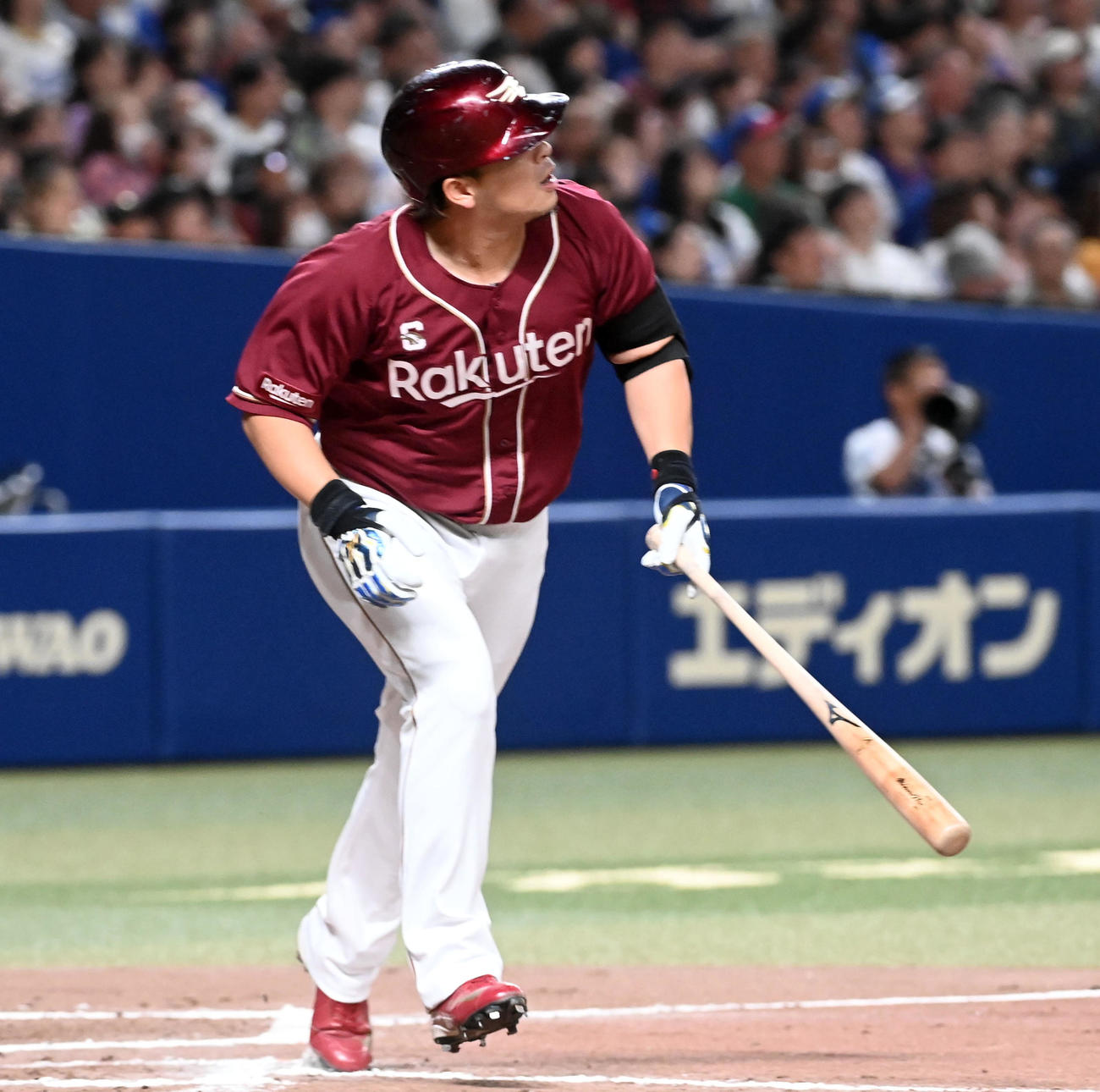 中日対楽天　7回表楽天2死一塁、代打の浅村は中飛に倒れる（撮影・前岡正明）