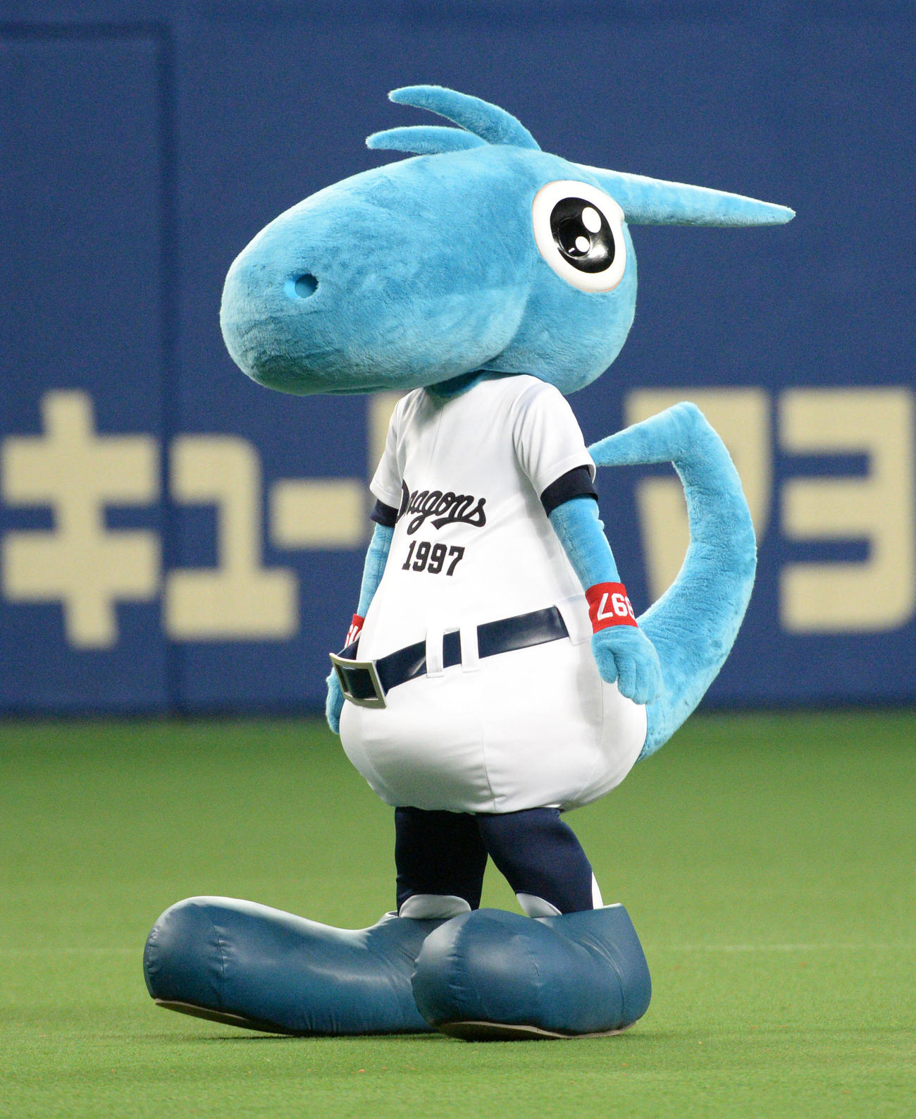 中日のシャオロン＝2014年4月9日
