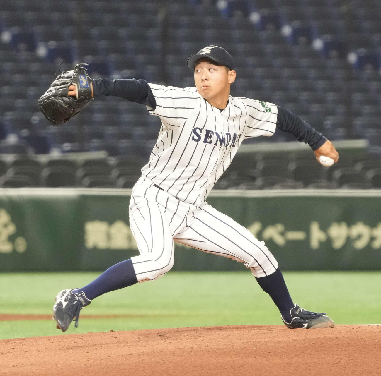 星槎道都大対仙台大　仙台大先発の渡辺（撮影・小沢裕）