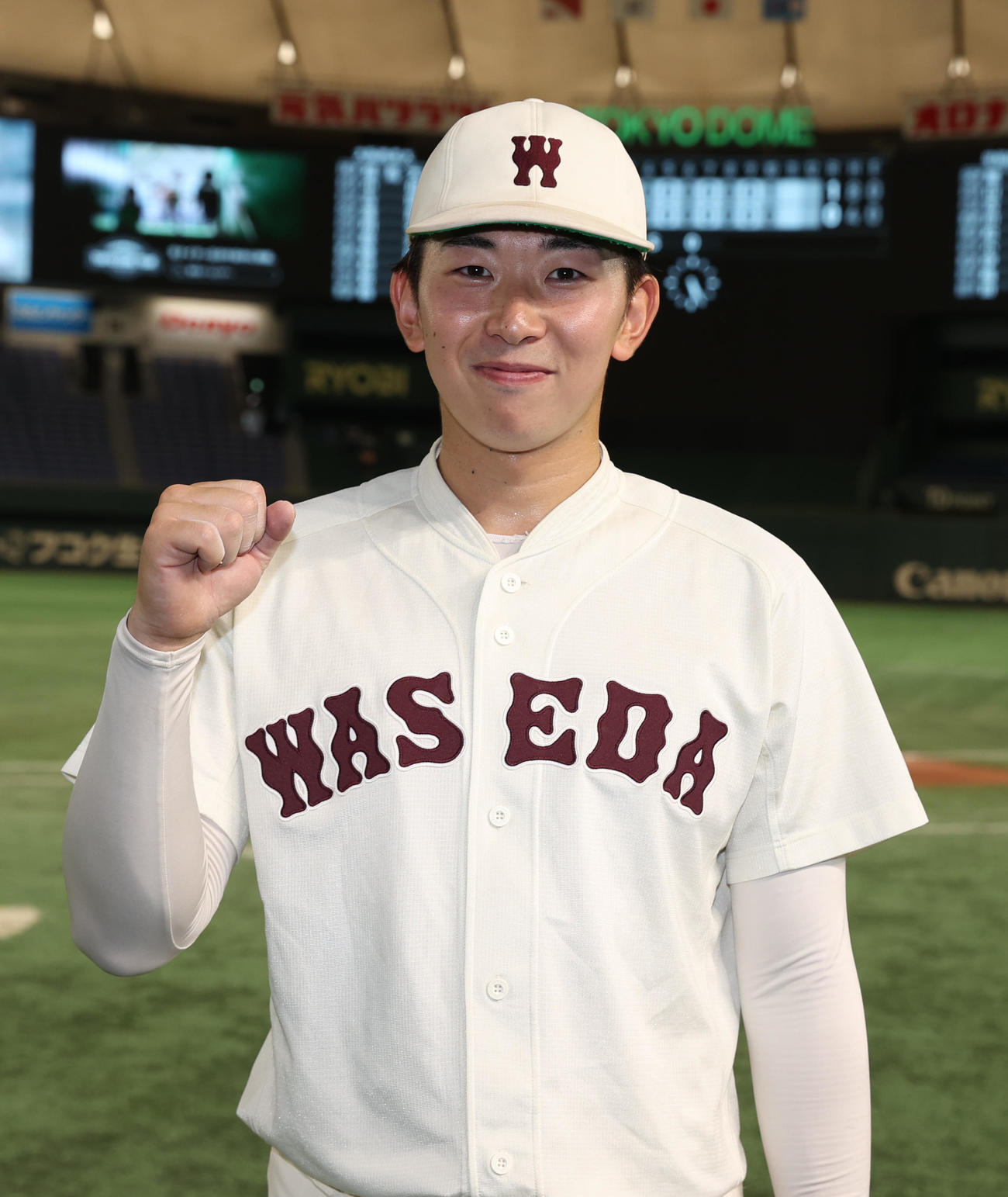早大対大商大　延長10回を4安打完封した早大・伊藤（撮影・柴田隆二）