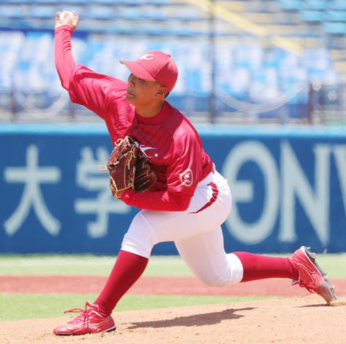 共栄大対関学大　共栄大先発の砂川（撮影・野上伸悟）