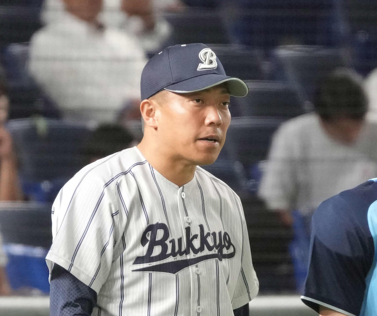 佛教大・国友監督（撮影・小沢裕）