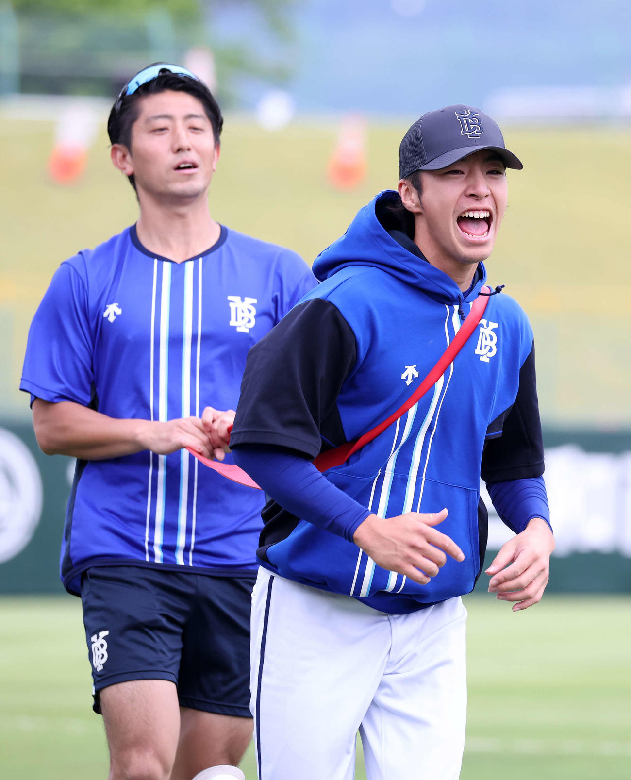 練習中、雄たけびを上げるDeNA度会隆輝（2024年5月撮影）
