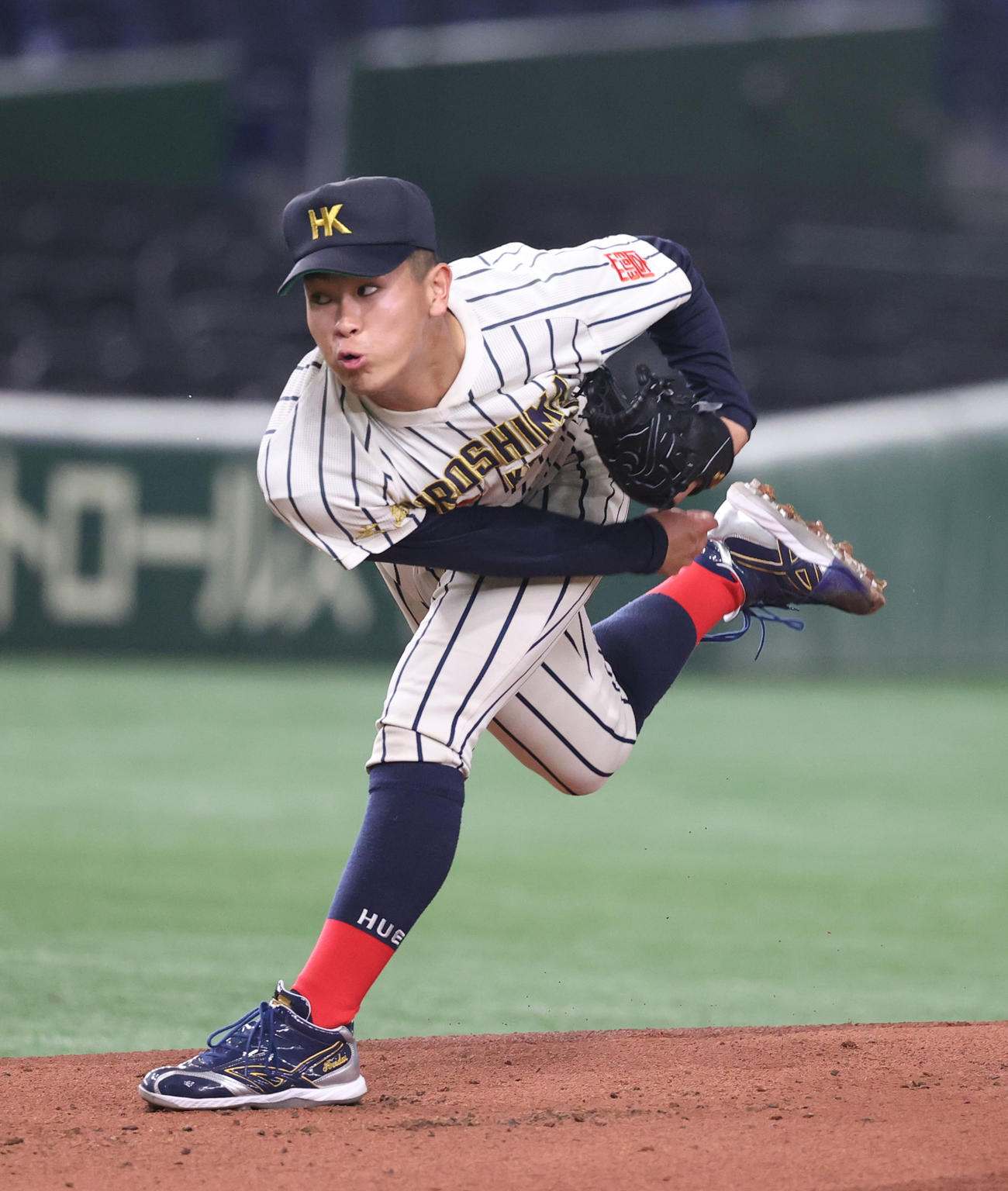 広島経大対和歌山大　先発した広島経大・安岡（撮影・柴田隆二）