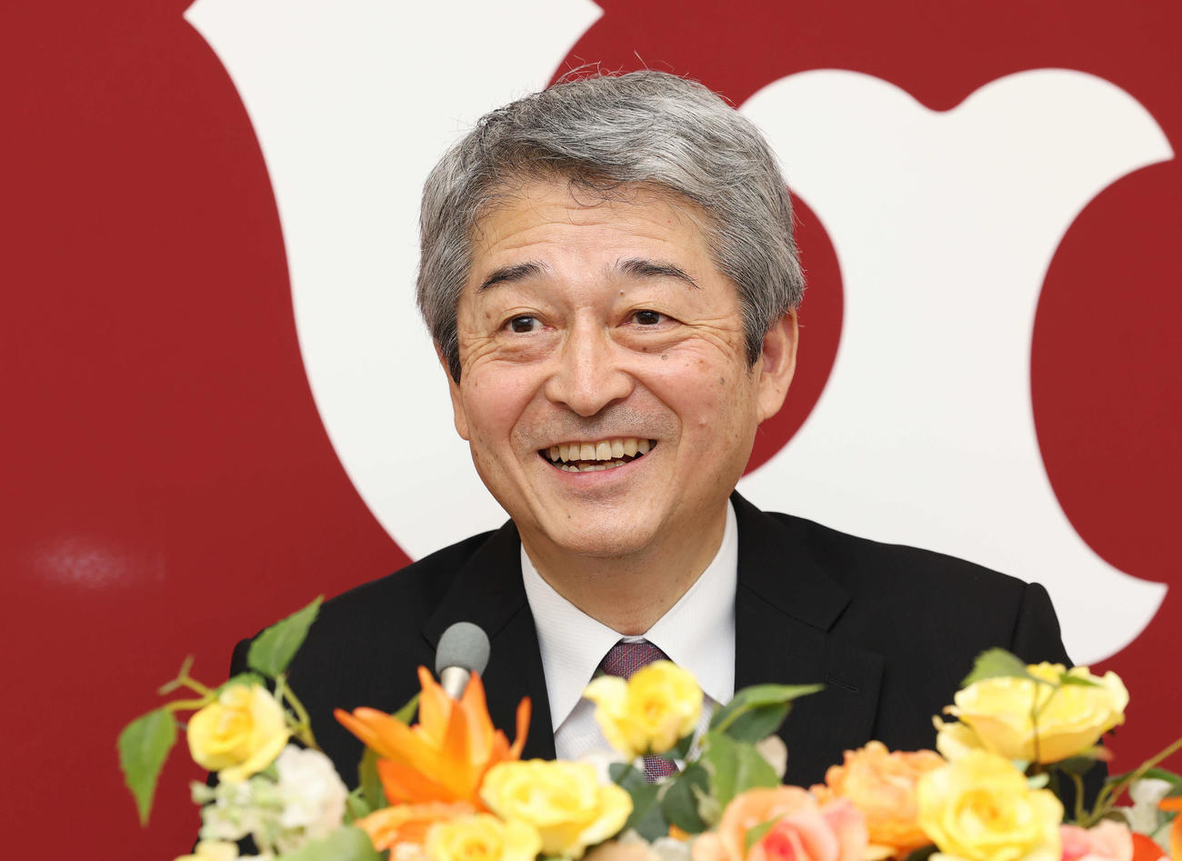 巨人の新社長に就任した国松徹代表取締役社長（撮影・宮地輝）