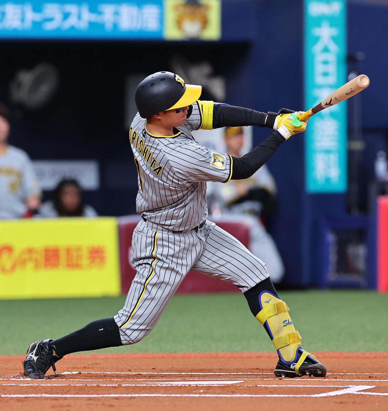 オリックス対阪神　1回表阪神1死一塁、森下は三振に倒れる（撮影・上田博志）