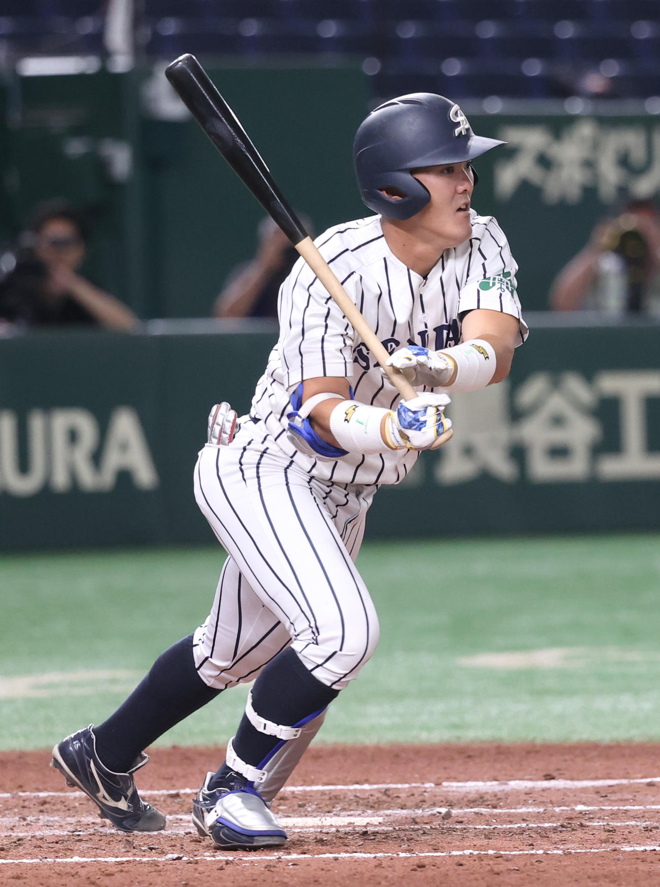 九産大対仙台大　3回裏仙台大1死三塁、平野は右前に適時打を放つ（撮影・柴田隆二）