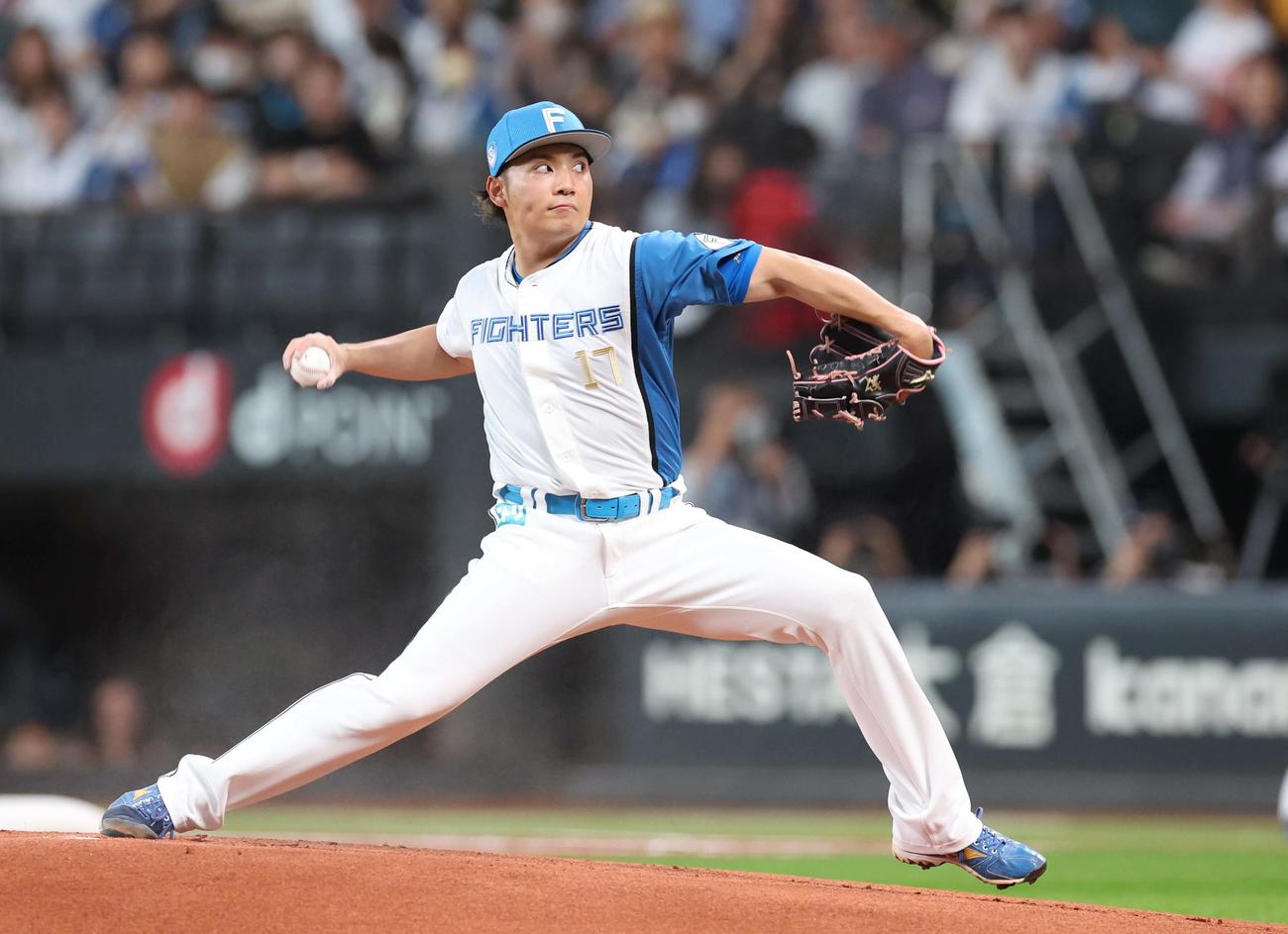 日本ハム対中日　日本ハム先発の伊藤（撮影・黒川智章）