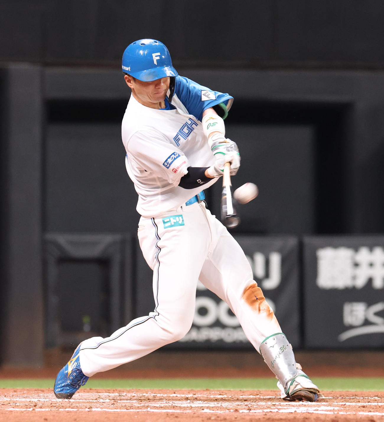 日本ハム対中日　7回裏日本ハム1死、郡司は左越え本塁打を放つ（撮影・佐藤翔太）