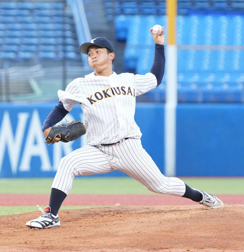 東日本国際大対上武大 東日本国際大先発の磯前(撮影・小沢裕)