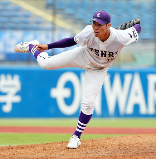帝京大対天理大 力投する天理大の先発長野(撮影・たえ見朱実)