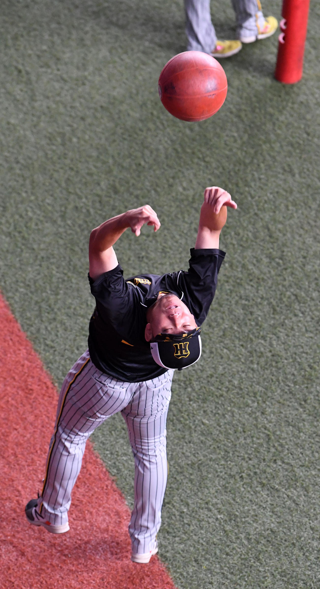オリックス対阪神　練習を行う伊藤将（撮影・前岡正明）