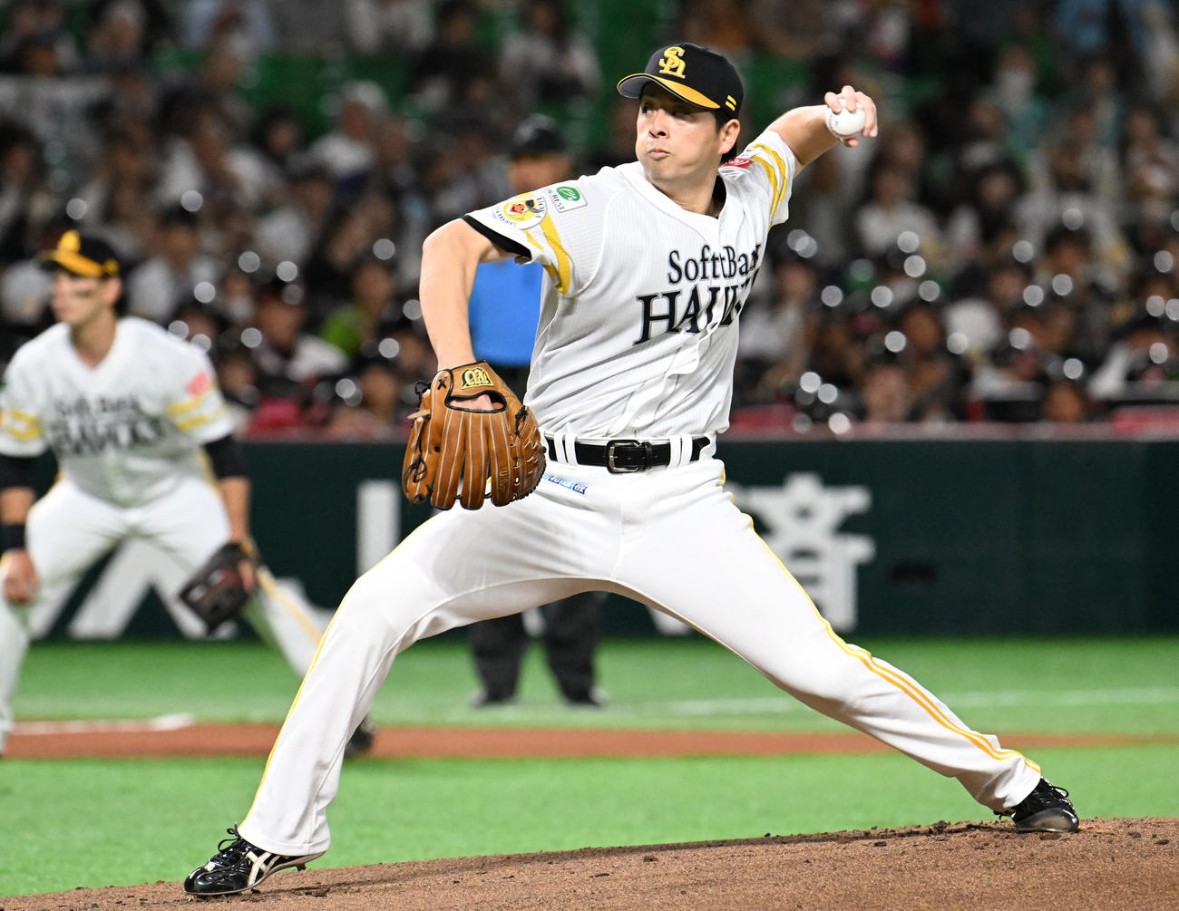 ソフトバンク対ヤクルト　ソフトバンク先発の大関（撮影・林敢治）