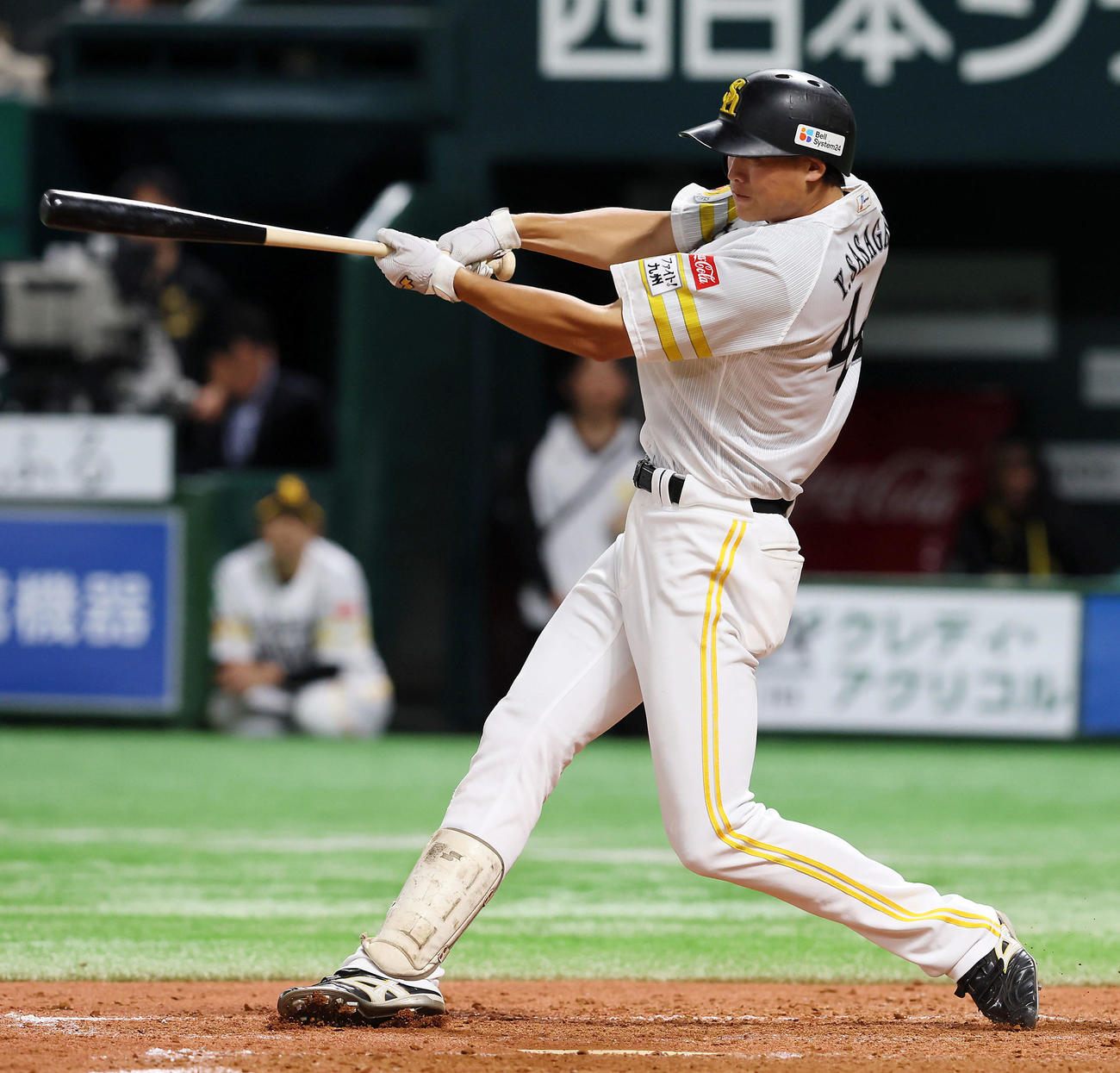 ソフトバンク対阪神　5回裏ソフトバンク2死、笹川は中前打を放ちプロ初安打を記録（撮影・加藤哉）