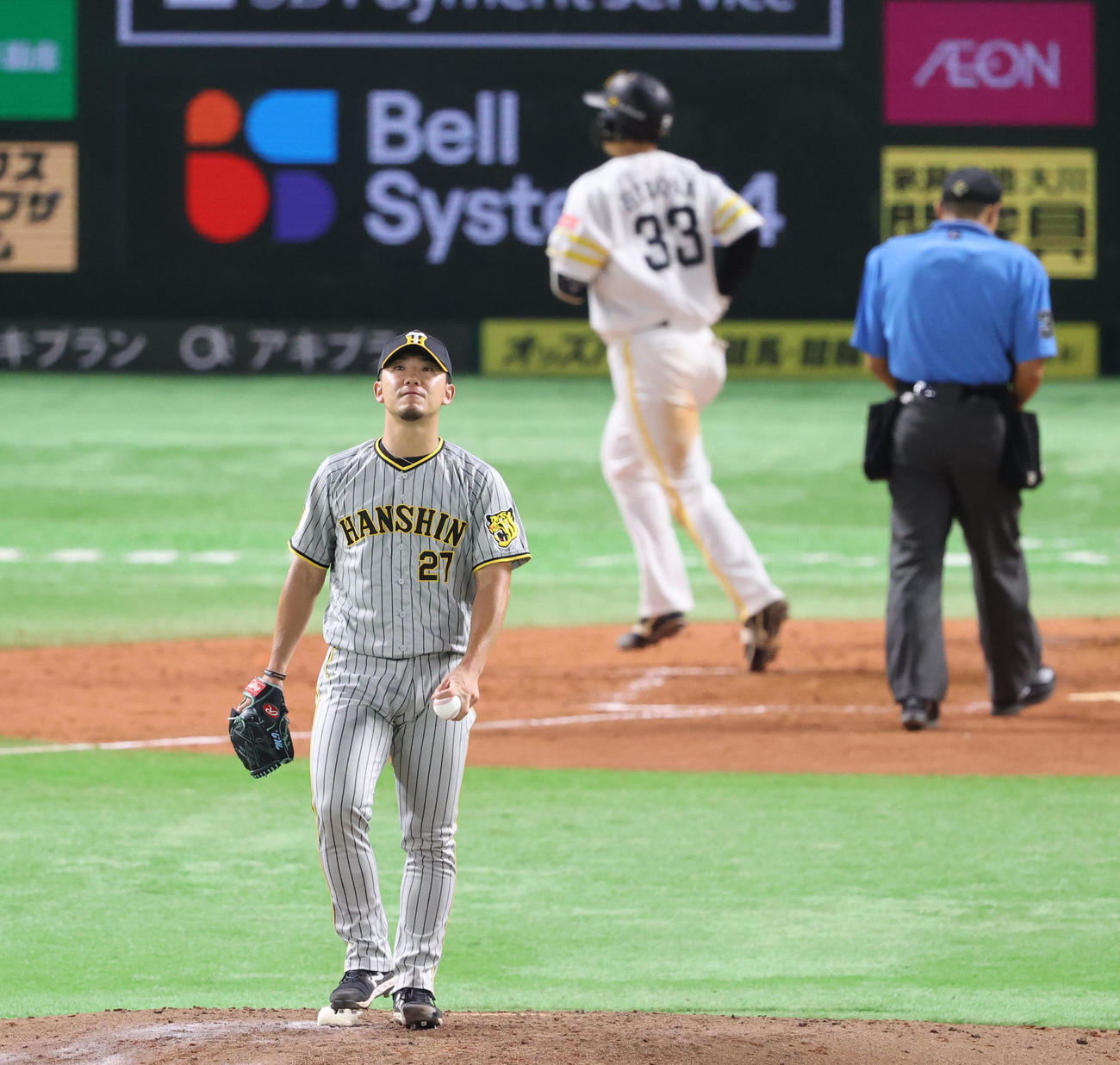 ソフトバンク対阪神　5回裏ソフトバンク2死二塁、広瀬に左越え先制2点本塁打を浴びた伊藤将（撮影・梅根麻紀）