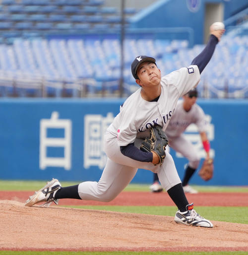 早大対東日本国際大　東日本国際大先発の磯前（撮影・小沢裕）