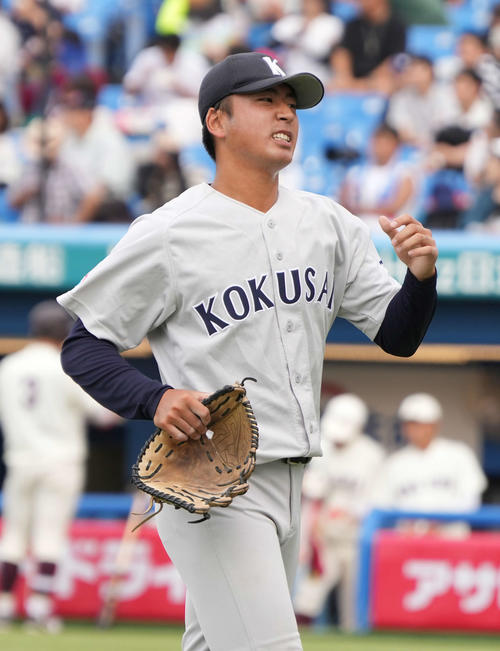 早大対東日本国際大　6回表に東日本国際大2番手で登板した藤井は逆転を許し悔しそうな表情を見せる（撮影・小沢裕）