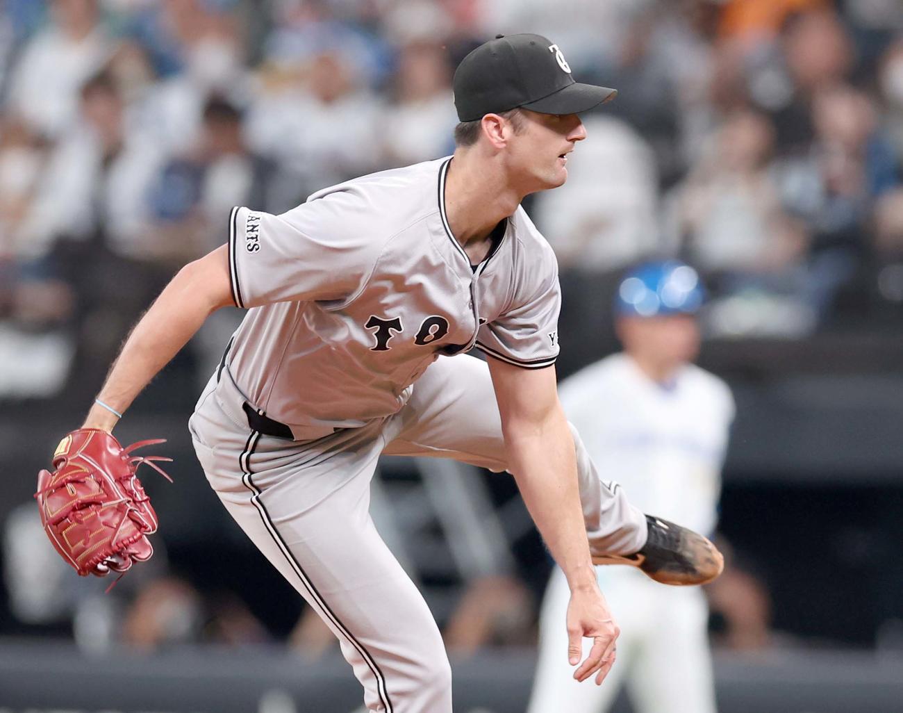 日本ハム対巨人　巨人先発のグリフィン（撮影・黒川智章）