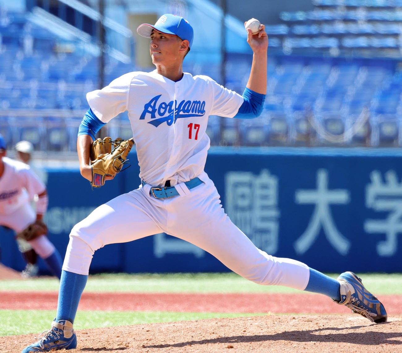 青学大対早大　力投する青学大のヴァデルナ（撮影・野上伸悟）