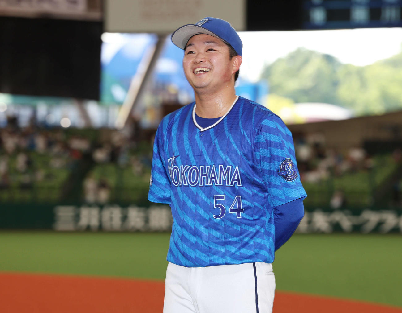 西武対DeNA　マダックスを達成したDeNA石田裕は笑顔を見せる（撮影・宮地輝）