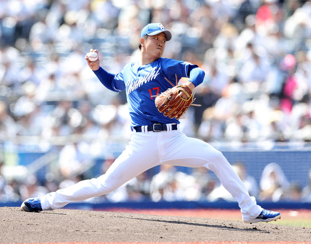 ロッテ対中日　力投する中日先発の柳（撮影・鈴木正人）
