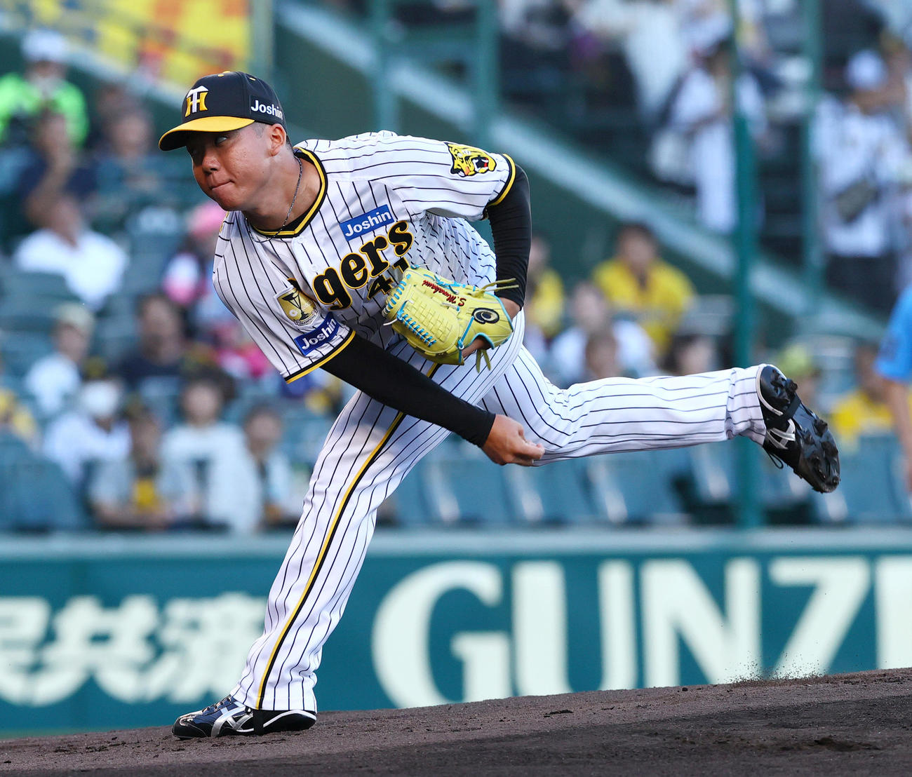 阪神対日本ハム　阪神先発の村上（撮影・上山淳一）