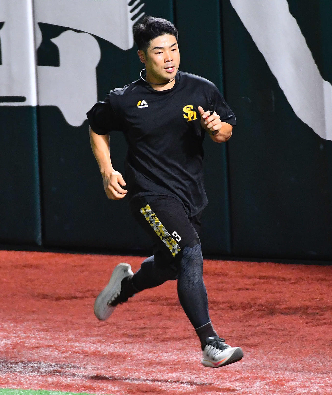 ランニングを行う近藤（撮影・岩下翔太）