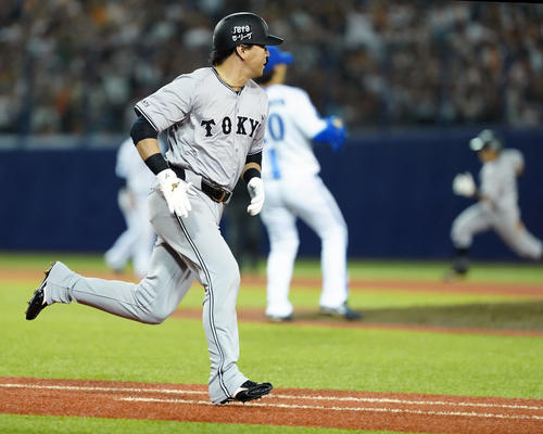 巨人】長野久義が通算1500安打「皆さんに感謝」39歳6カ月での達成は