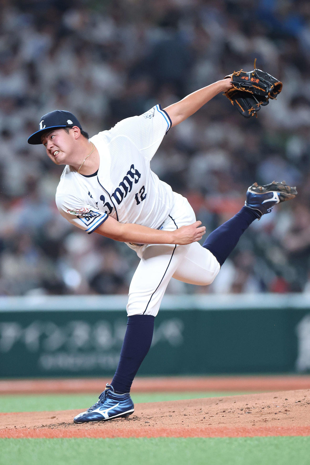 西武対日本ハム　3回表、力投する渡辺（撮影・河田真司）