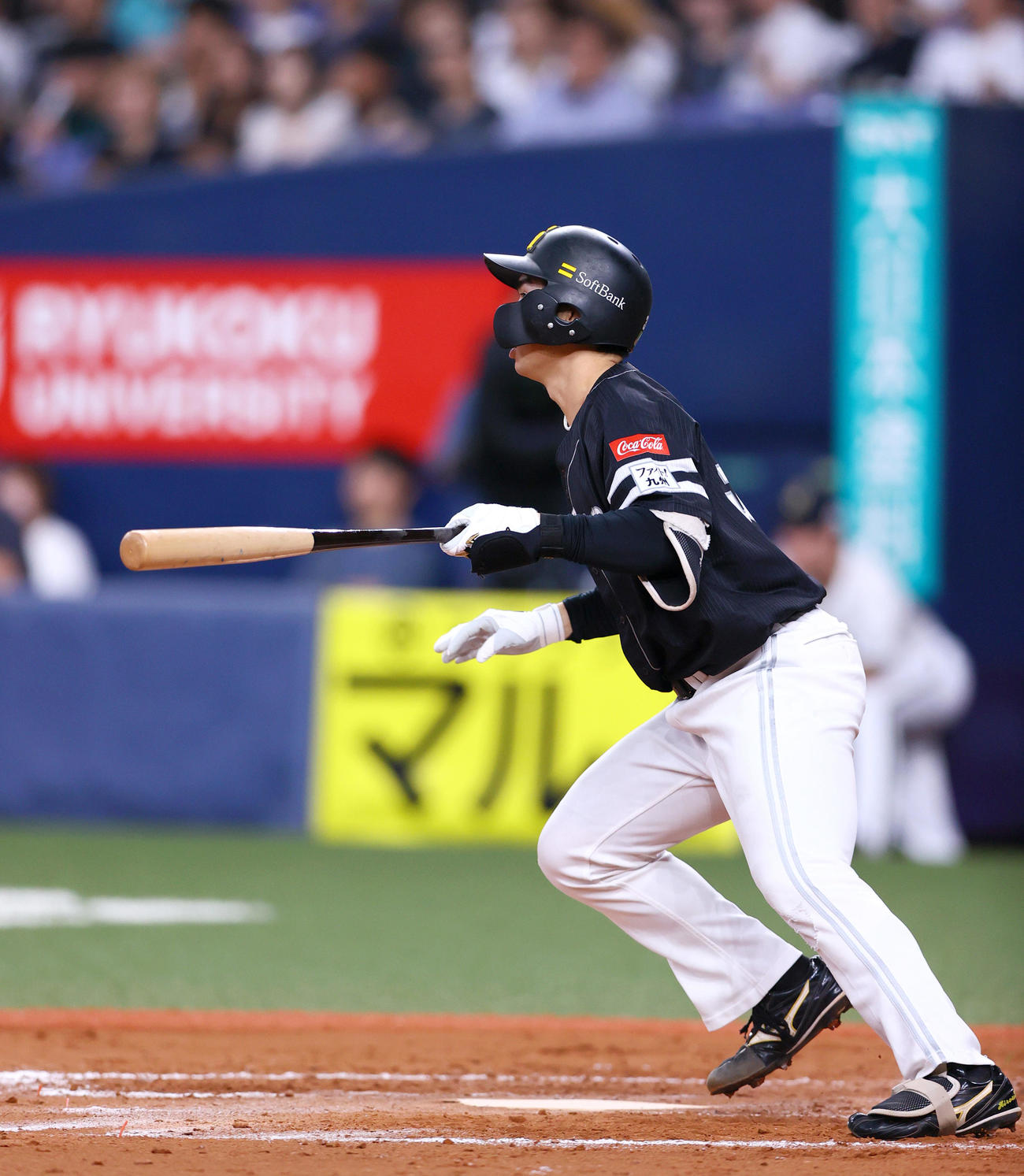 オリックス対ソフトバンク　8回表ソフトバンク1死二塁、広瀬は中適時二塁打を放つ（撮影・上山淳一）