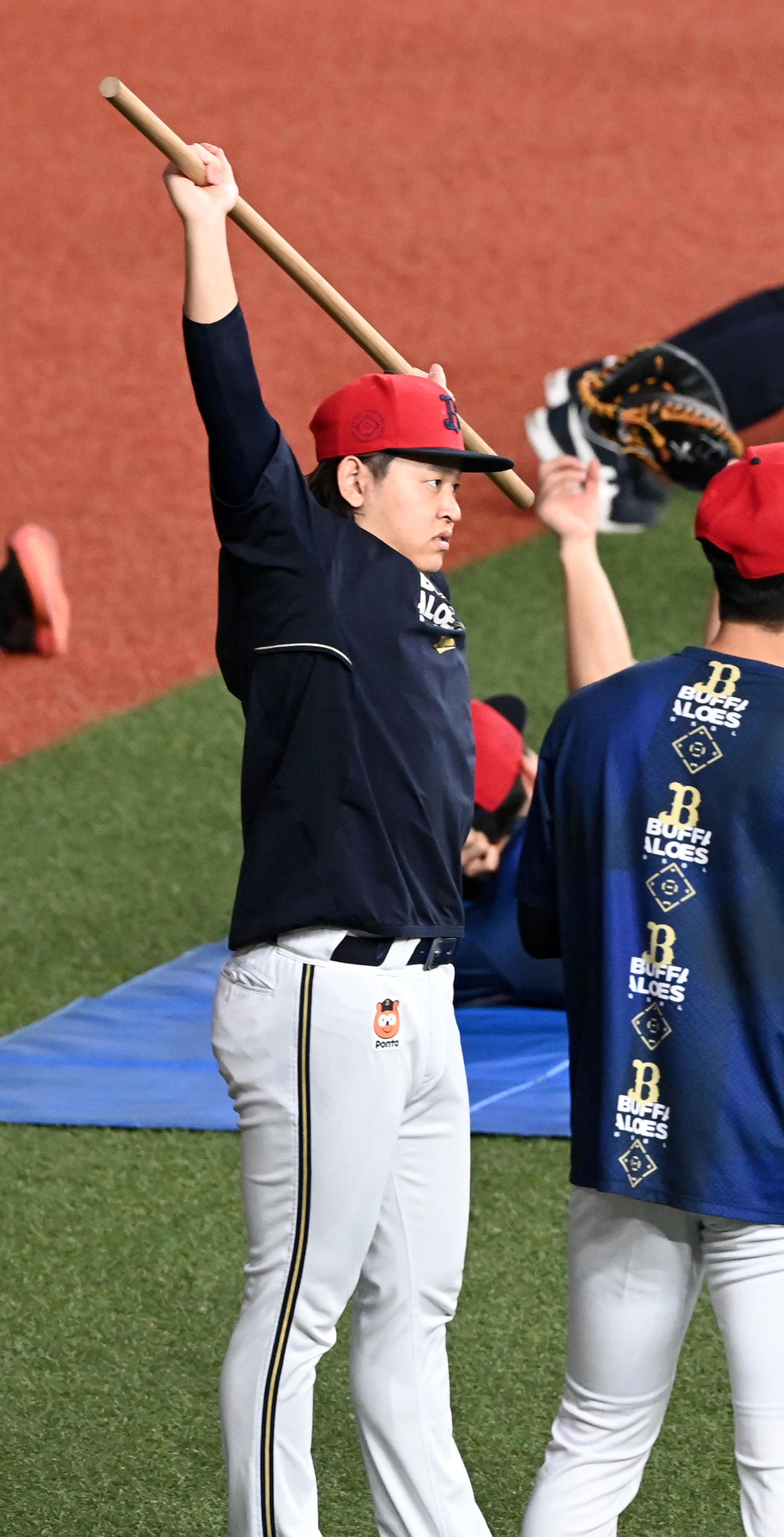オリックス対ソフトバンク　気合いの表情で練習を行う宮城（撮影・前岡正明）
