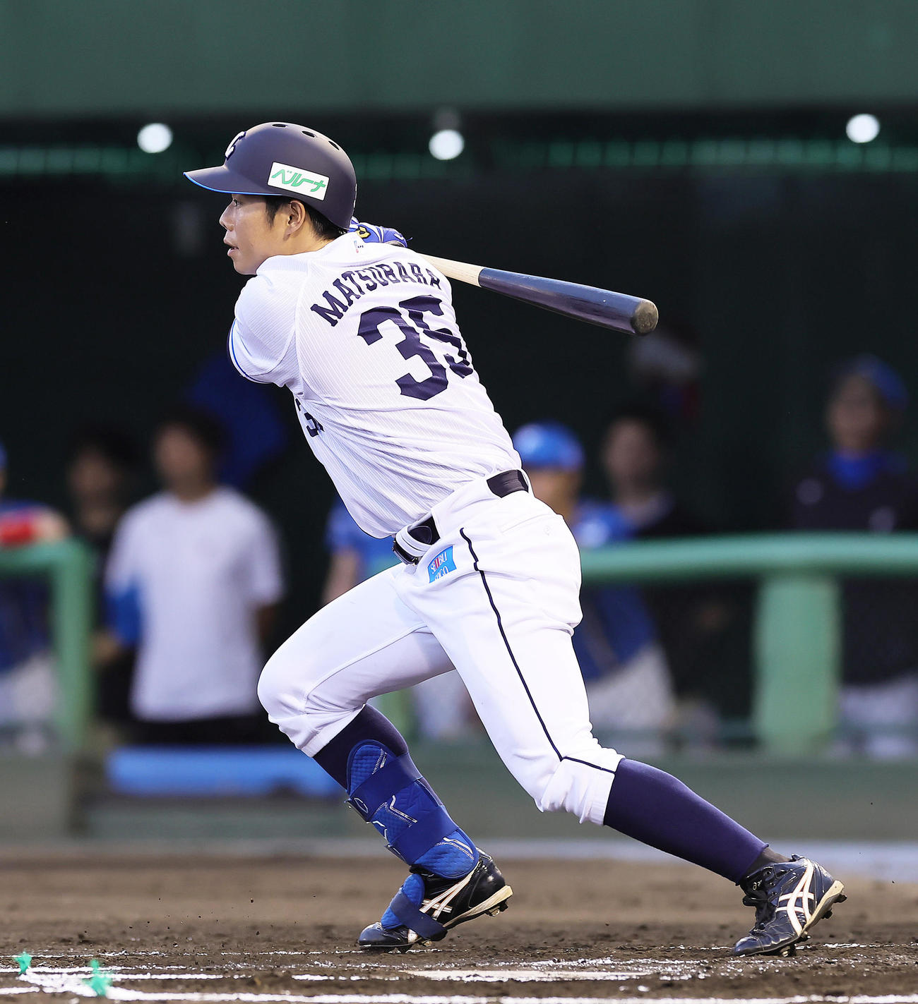 西武対日本ハム　1回裏西武無死、松原は二直に倒れる（撮影・足立雅史）