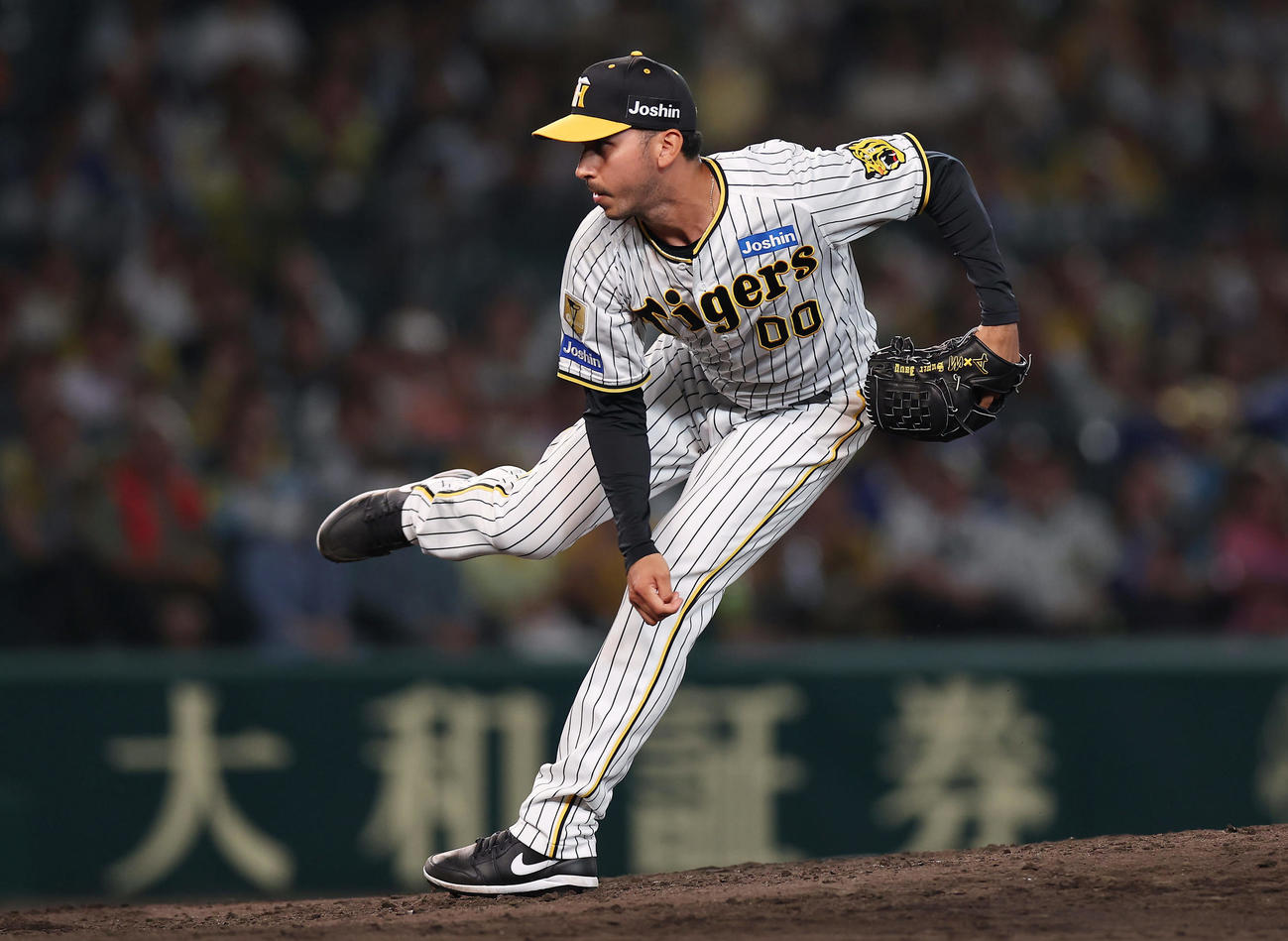 阪神対中日　力投する阪神3番手のゲラ（撮影・前田充）