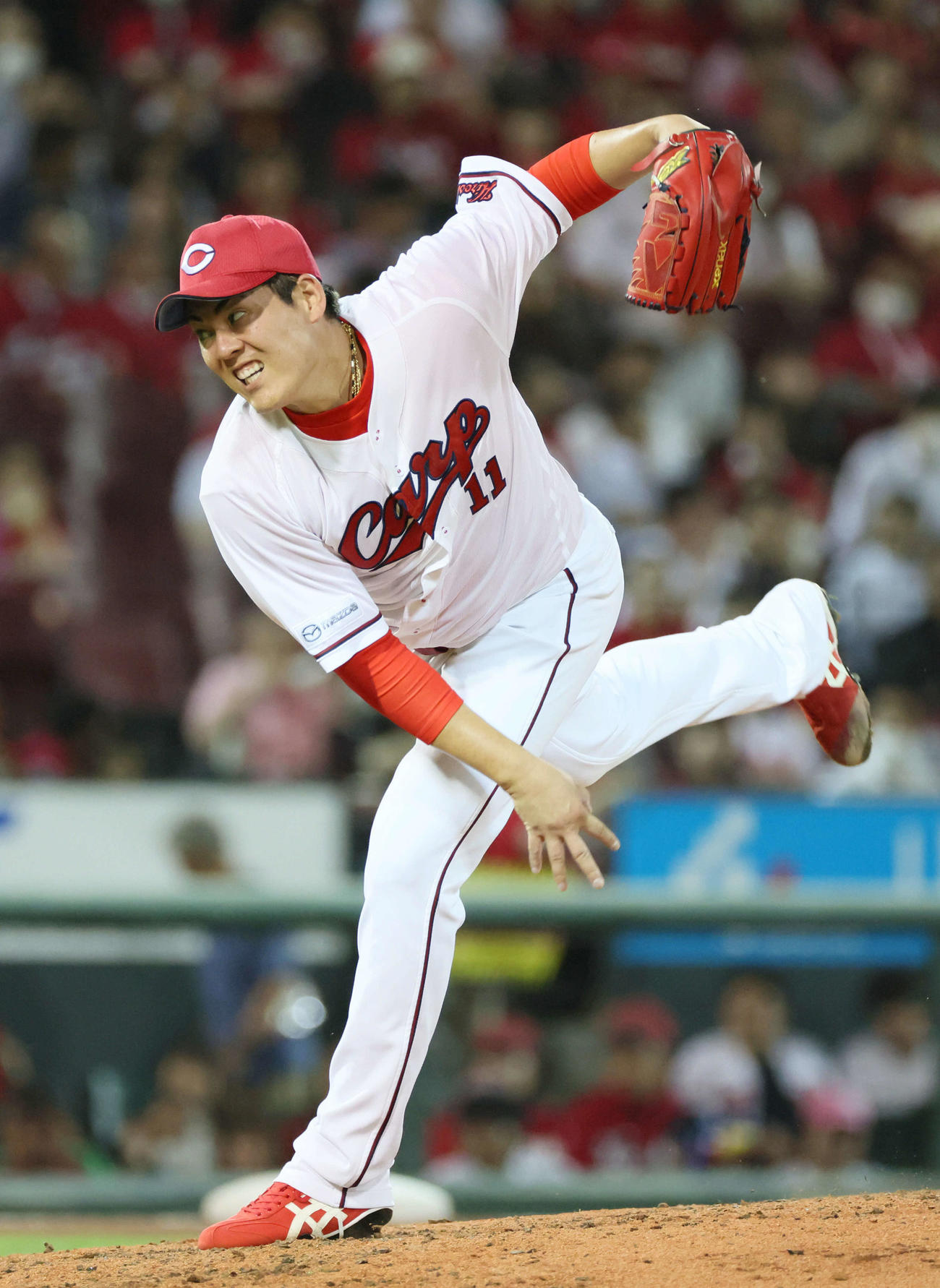 広島対ヤクルト　6回表ヤクルト、好投する広島先発の九里（撮影・加藤孝規）