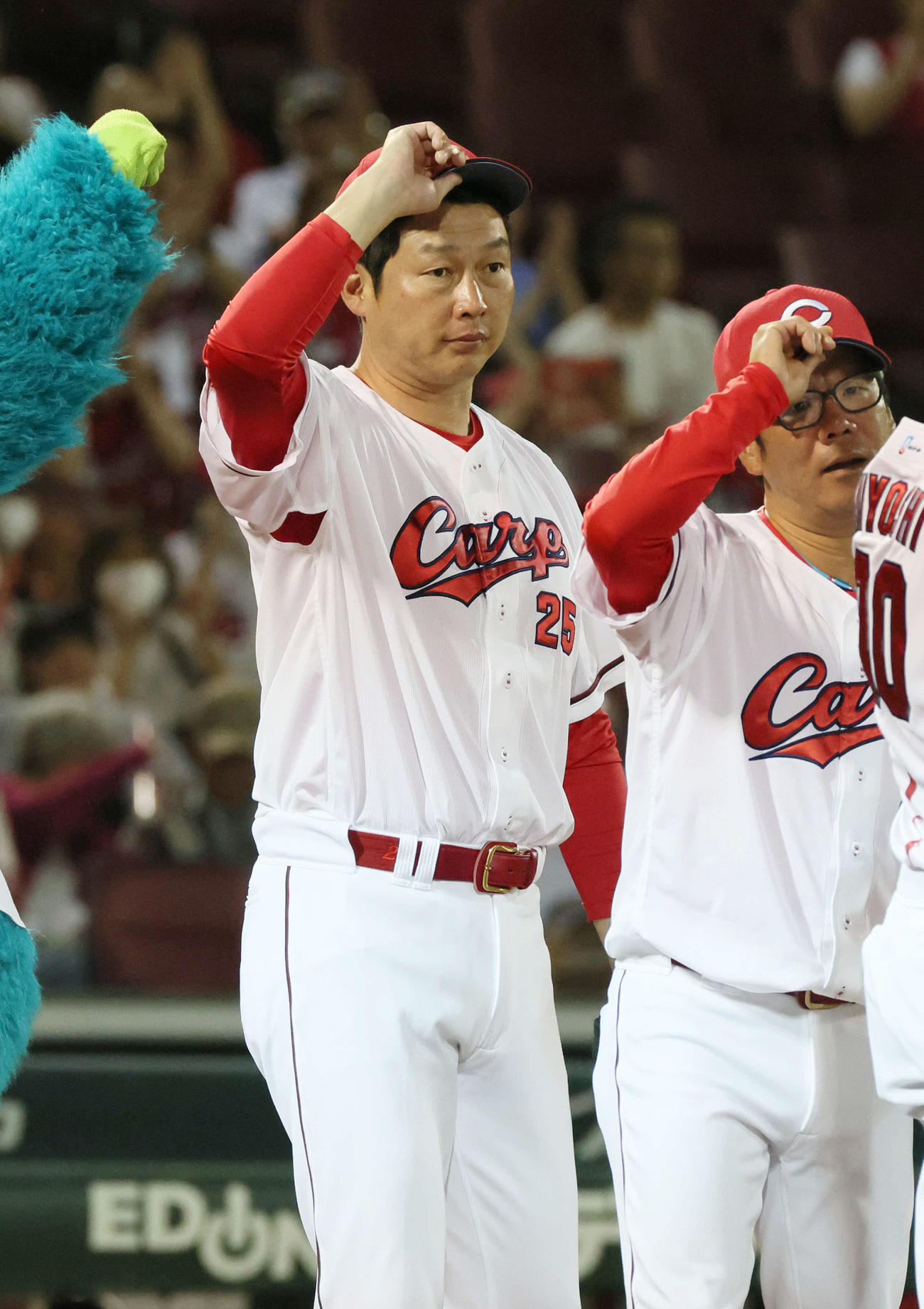 広島対ヤクルト　勝った新井監督（撮影・加藤孝規）