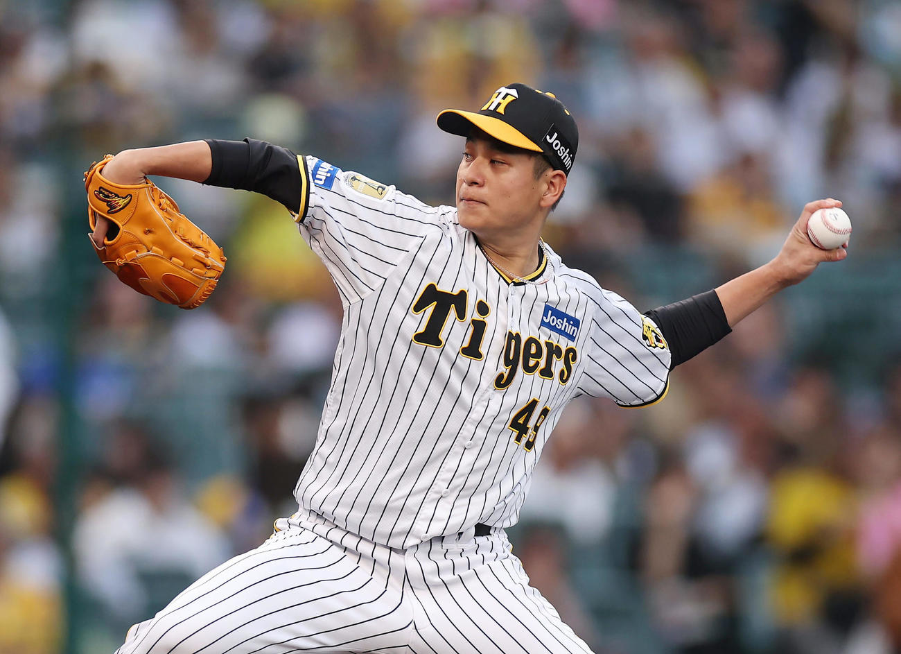 阪神対中日　力投する阪神先発の大竹（撮影・前田充）