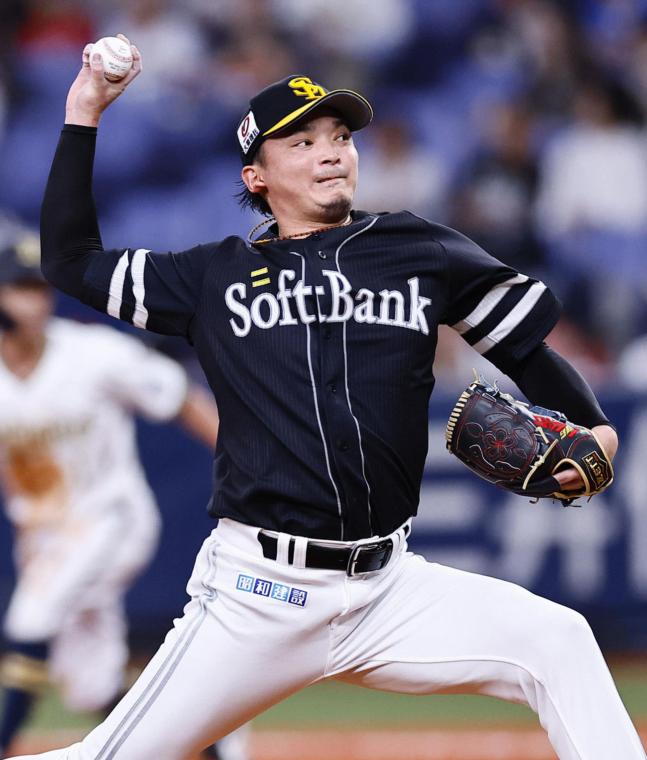 オリックス対ソフトバンク　ソフトバンク先発の東浜（撮影・藤尾明華）