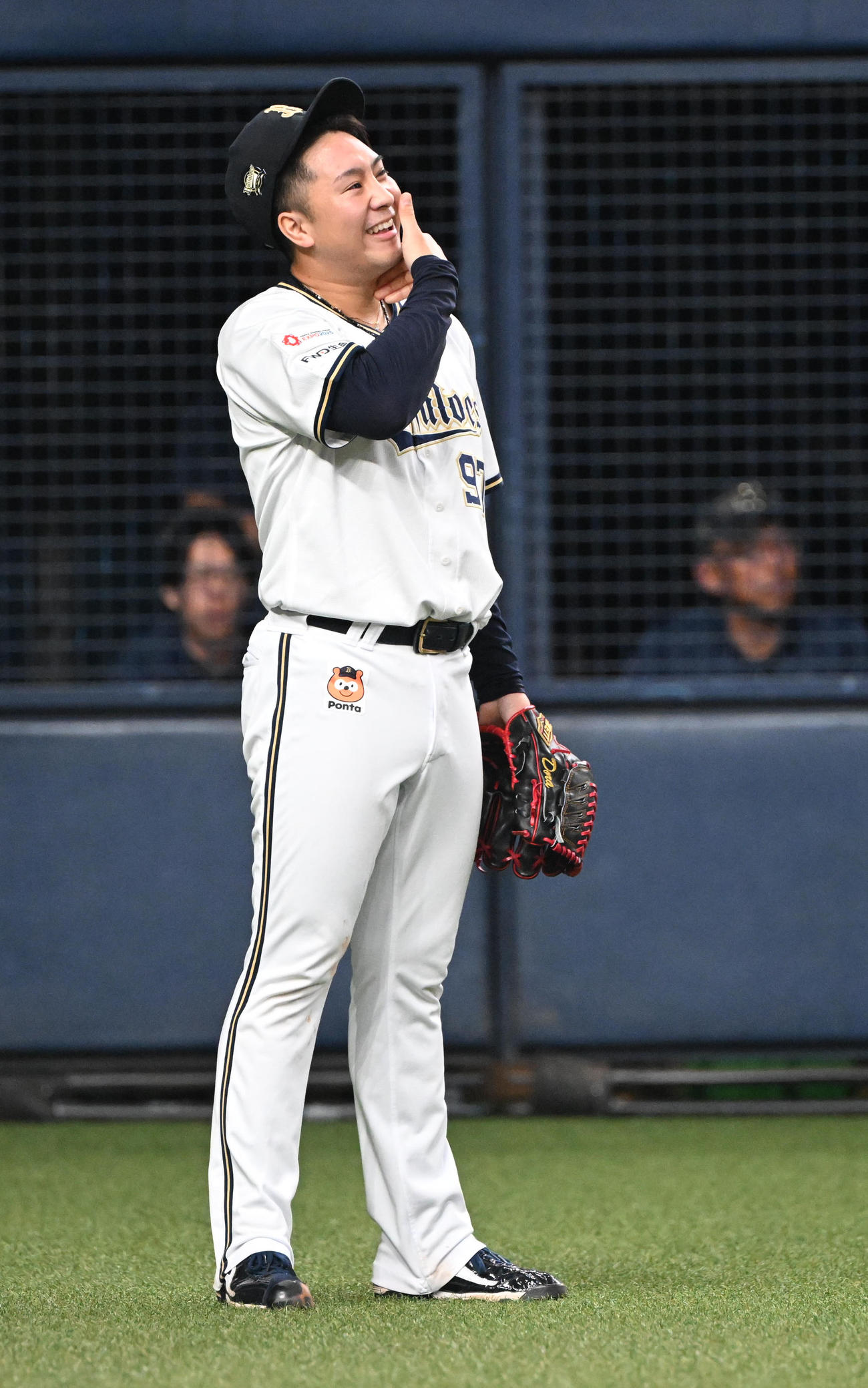オリックス対ソフトバンク　8回表ソフトバンク無死一塁、柳町に適時二塁打を浴び無失点記録が途絶えた古田島（撮影・和賀正仁）