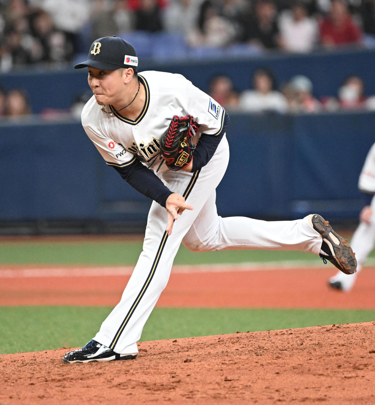 オリックス対ソフトバンク　8回に登板するオリックス古田島（撮影・和賀正仁）